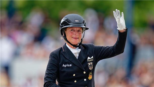 Vor der EM: Dressur-Star Werth reagiert auf Kritik und Hass Isabell Werth will mit dem deutschen Team bei der EM eine Medaille gewinnen.