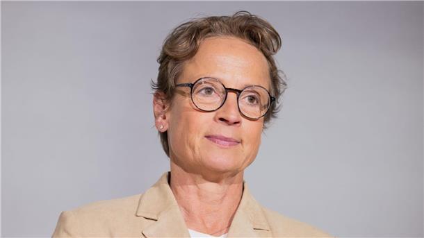 Vor der EM: Dressur-Star Werth reagiert auf Kritik und Hass Isabell Werth wird im Netz attackiert.