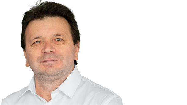 Was mich bei Zahnarztbesuchen besonders stört Ein Mann.