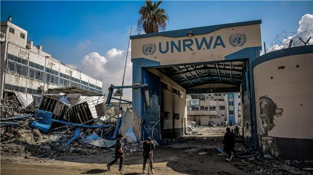 Israel fordert Rücktritt von UNRWA-Chef Israel hat einen weiteren Fund gemacht, der auf eine engere Verbindung des UN-Palästinenserhilfswerks UNRWA und der Hamas hindeuten könnte.