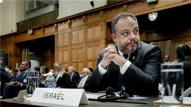 Israel vor UN-Gericht: Völkermord-Vorwurf haltlos und absurd „Israel will kein Volk zerstören, sondern ein Volk schützen, sein eigenes“: Tal Becker, Rechtsberater des israelischen Außenministeriums.