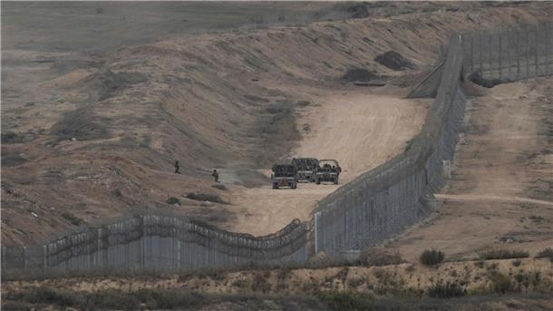 Israelische Soldaten sind an der Grenze zwischen Israel und Gaza zu sehen. (Symbolbild)