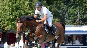 Jahrzehntelang war Hans-Jörn Ottens Stammgast auf den lokalen Reitturnieren in der Region. Doch der Springreiter bleibt den Traditionsveranstaltungen mittlerweile fern.
