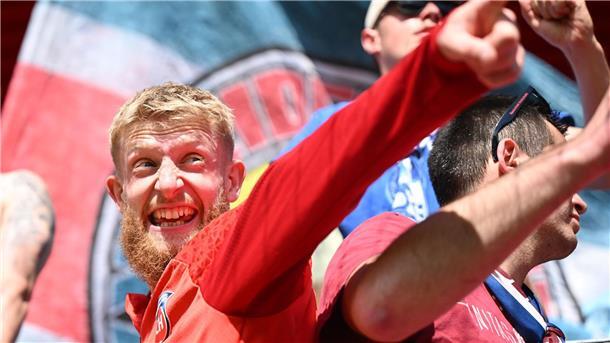 Wechsel perfekt: Beste kommt nach Freiburg Jan-Niklas Beste kehrt nach Deutschland zurück.