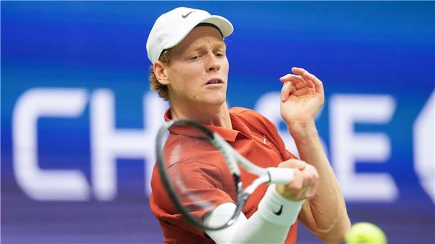 Vor Trump: Alcaraz dank US-Open-Triumph Nummer eins der Welt Jannik Sinner erwischte den schlechteren Satrt in das Finale der US Open.