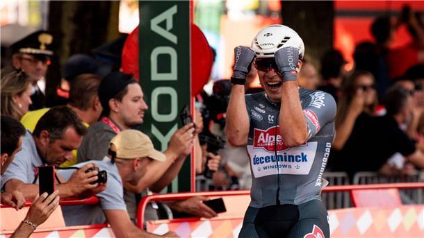 Vuelta: Philipsen gewinnt 8. Etappe im Massensprint Jasper Philipsen hat die 8. Etappe der Vuelta gewonnen. (Archivbild)