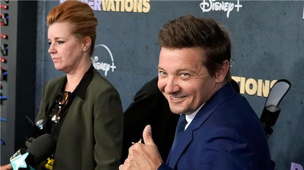 Jeremy Renner bei der Premiere von „Rennervations“ in Los Angeles.