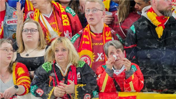 „Eishockey, verdammte Hölle“ - DEG-Neuanfang nach Abstieg Jetzt ist endgültig klar: Die DEG ist abgestiegen