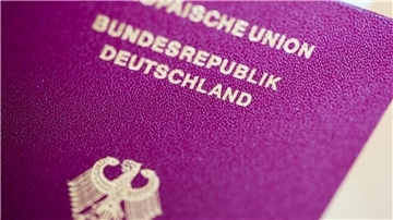 Jetzt sollten alle Reisedokumente wie der Reisepass auf ihre Gültigkeit überprüft werden, empfiehlt der Bürgerservice der Samtgemeinde Zeven.