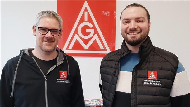 Neuer Rekord: So viele Mitglieder hat die IG Metall Wesermarsch mittlerweile Jochen Luitjens (links), Geschäftsführer der IG Metall Wesermarsch, und Gewerkschaftssekretär Philipp Böckmann freuen sich über den deutlichen Anstieg der Mitgliederzahl.
