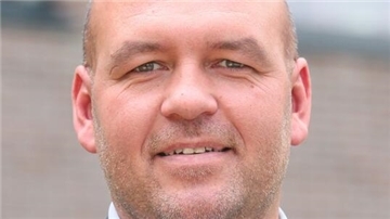Johannes Rasche: Ende 2014 begann der Weg des heute 41-Jährigen als Assistent der Klinikgeschäftsführung in der Helios ENDO-Klinik und der Helios Klinik Cuxhaven.