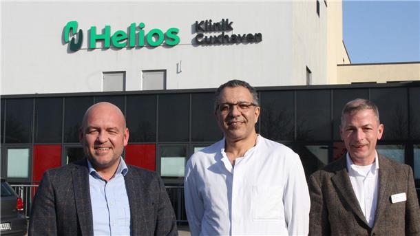 Kardiologie der Helios-Klinik Cuxhaven ab dem 1. April mit neuem Chefarzt Johannes Rasche (kommissarischer Geschäftsführer), Dr. Mohamed Al-Mwalad (ärztlicher Direktor und Chefarzt der Urologie) und Pflegedirektor Jörg Schulte (von links) berichteten über Ausrichtung und Projekte der Helios-Klinik Cuxhaven.