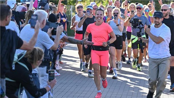 495 Marathons in 495 Tagen - und eine große Sorge Joyce Hübner liebt das Laufen.