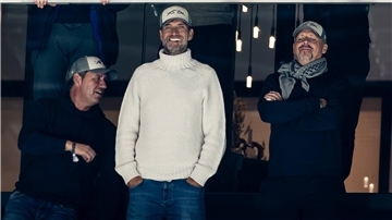 Jürgen Klopp schaute sich das Spiel der Fischtown Pinguins beim EHC Red Bull München im SAP Garden an.