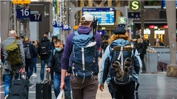 Jugendliche können kostenlos Europa erkunden. (Archivbild)
