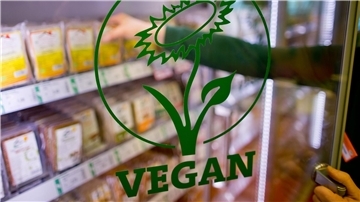 Jugendmediziner empfehlen für Kinder keine vegane Ernährung.