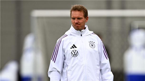 Darum ist ein Sieg in der Slowakei doppelt wichtig Julian Nagelsmann schaut selbst genau auf die Weltrangliste.