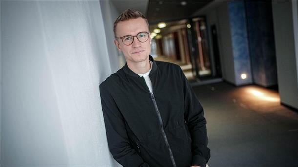 Zwei Jahre nach der Wahl: Ein Seenotretter im Parlament Julian Pahlke wurde 2019 Mitglied bei Bündnis 90/Die Grünen.