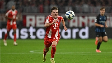 Jung, dynamisch und erfolgreich: Der 17-jährige Lennart Karl ist nun jüngster Champions-League-Torschütze des FC Bayern.