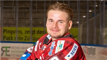 Justin Büsing hat die Eispiraten Crimmitschau zum Sieg in Kassel geschossen.