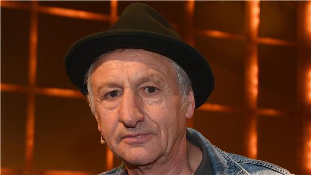 Kabarettist, skurriler Satiriker und musikalischer Paradiesvogel: Georg Ringsgwandl