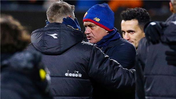 Kalt erwischt: José Mourinho und die AS Rom verloren in Bodö im Oktober 2021 mit 1:6.