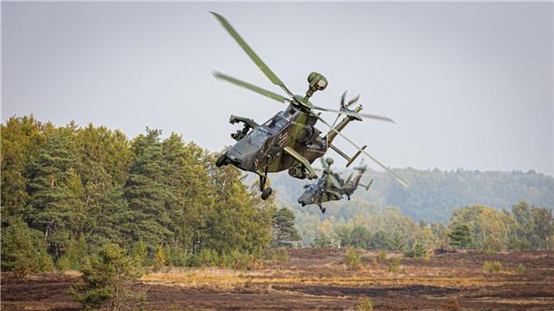 Bundeswehr will Tiger-Kampfhubschrauber langfristig ersetzen Kampfhubschrauber vom Typ „Eurocopter Tiger“ bei einer Ausbildungs- und Lehrübung in Niedersachsen.