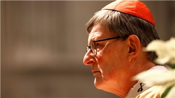 Kardinal Rainer Maria Woelki zelebriert das Pontifikalamt im Kölner Dom.