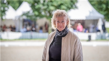 Karin Schlüter-Billings war nach zehn Jahren mal wieder zu Besuch auf den Elmloher Reitertagen - und ist begeistert von der Entwicklung des Turniers.