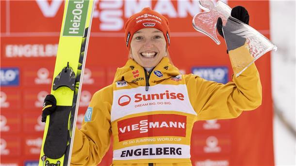 Das Warten der Springerinnen: Wann kommt die Frauen-Tournee? Katharina Schmid hofft, bei einer Frauen-Tournee noch dabei sein zu können.