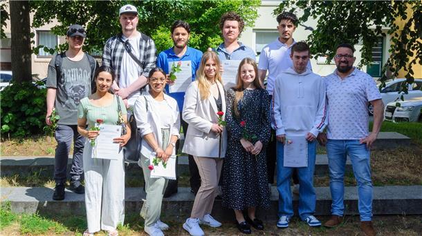 Kaufmännische Lehranstalten:  Folgende Schüler:innen wurden am 28.06.2023 aus de...