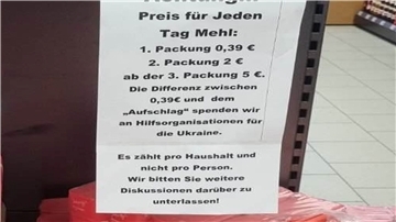 Kaum noch Mehl gibt es für die Kunden in vielen Lebensmittelmärkten. Das liegt bestimmt an der spontanen Back-Lust und die muss jetzt bezahlt werden.