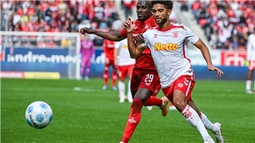 Kein Sieger im Duell Regensburg gegen Kaiserslautern.