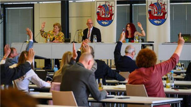 Keine Stimmen für Bündnis Deutschland: Die Stadtverordneten ließen die Kandidaten der Partei bei der Wahl der Vertreter fürs Wahlprüfungsgericht durchfallen.