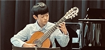 Kevin Kehan Jiang wusste die Juroren an der Gitarre zu überzeugen. 