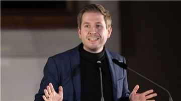 Kevin Kühnert prangert Bayerns Umgang mit der „Reichsbürger“-Szene an. (Archivbild)