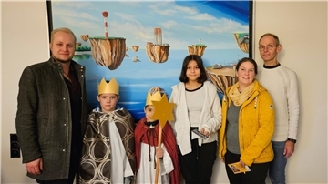 Nordenhamer Sternsinger besuchen das Rathaus