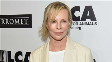 Kim Basinger bei der Gala „Last Chance for Animals“. Die Schauspielerin engagiert sich stark für den Tierschutz.