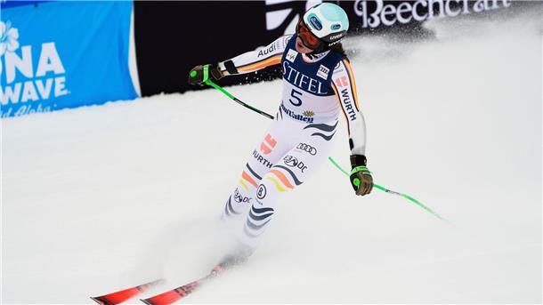 Kira Weidle-Winkelmann belegt im Super-G den elften Platz.