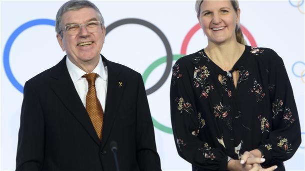 Hinter verschlossenen Türen: Der Kampf um Thomas Bachs Erbe Kirsty Coventry (r) gilt als Thomas Bachs Wunschkandidatin für seine Nachfolge beim IOC.
