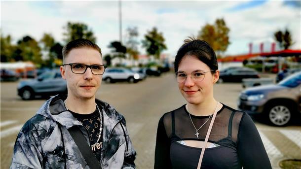 Jugendwort des Jahres: Geteilte Meinungen im Cuxland Annalina Astermann und ihr Partner Andy Hasenfuß