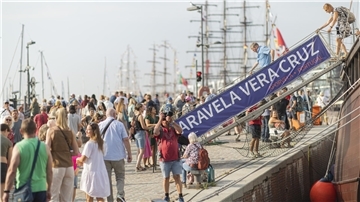 Können die Besucher bei der nächsten Sail im Jahr 2030 neun Tage lang die Schiffe bestaunen? Eine Verlängerung der Veranstaltung wird diskutiert.