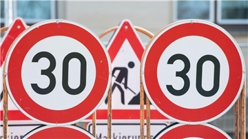 Kommunen sollen mehr Spielräume in der Verkehrsplanung bekommen. Das sieht ein Gesetzentwurf zur Reform des Straßenverkehrsgesetzes vor.