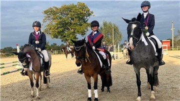 Janne Luise Heilhecker, Charleen Chiara Hinkel, Emma Maleen Taubert