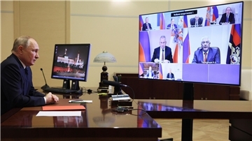 Kremlchef Wladimir Putin bei einer Videokonferenz des russischen Sicherheitsrates.