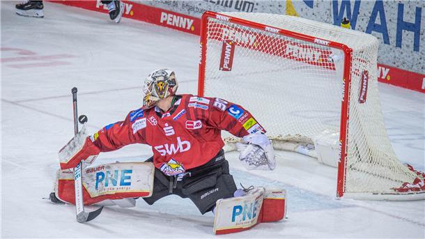 Gudlevskis ist Torhüter des Jahres in der DEL - Urbas geht leer aus Kristers Gudlevskis von den Fischtown Pinguins ist zum besten Torhüter der DEL gekürt worden.