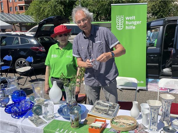 Kult-Flohmarkt in Nordenham: Der Nor-Floh lockte Tausende Besucher in die Innens...