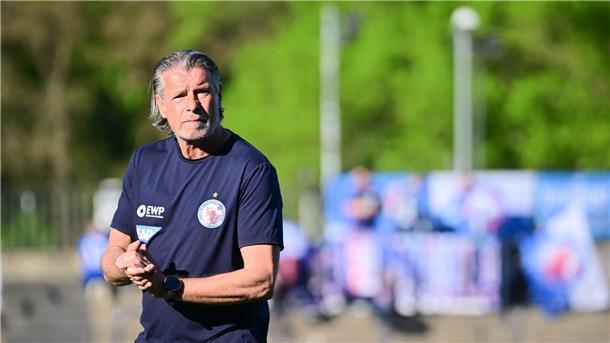 Früherer Serienmeister Turbine Potsdam steigt ab Kurt Russ konnte den Absturz nicht verhindern.