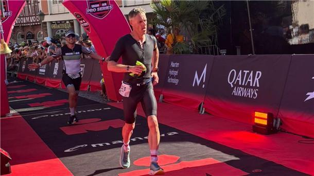 Hitzeschlacht in Frankfurt: Blexer Björn Maywald trotzt 30 Grad bei Ironman Björn Maywald beim Ironmal