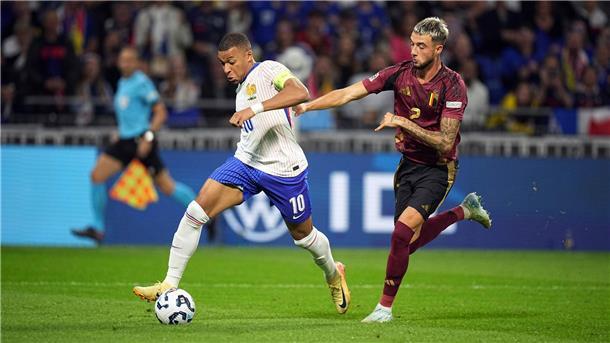 Kylian Mbappé (l.) fehlt Vizeweltmeister Frankreich in der Nations League.